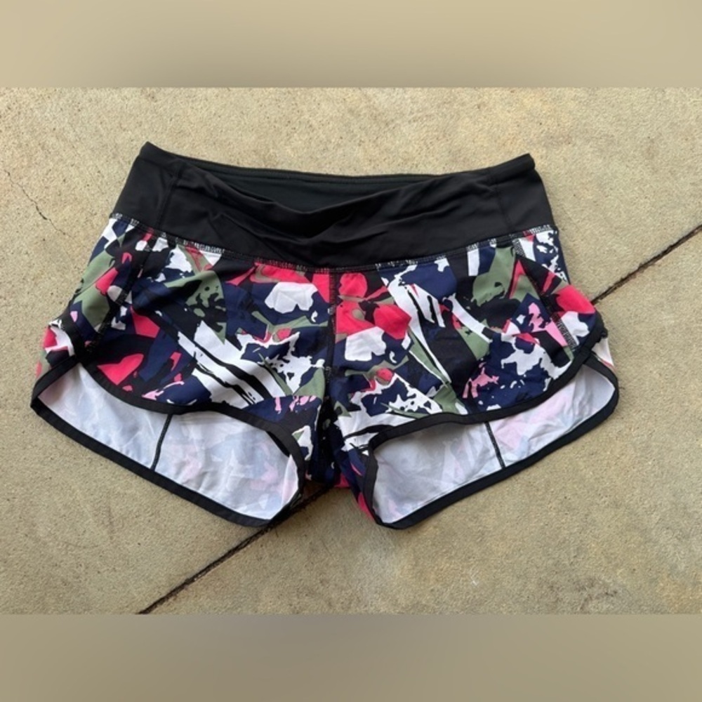 Lululemon Speed Shorts Hotty Hot Poseidon Gym Run Workout